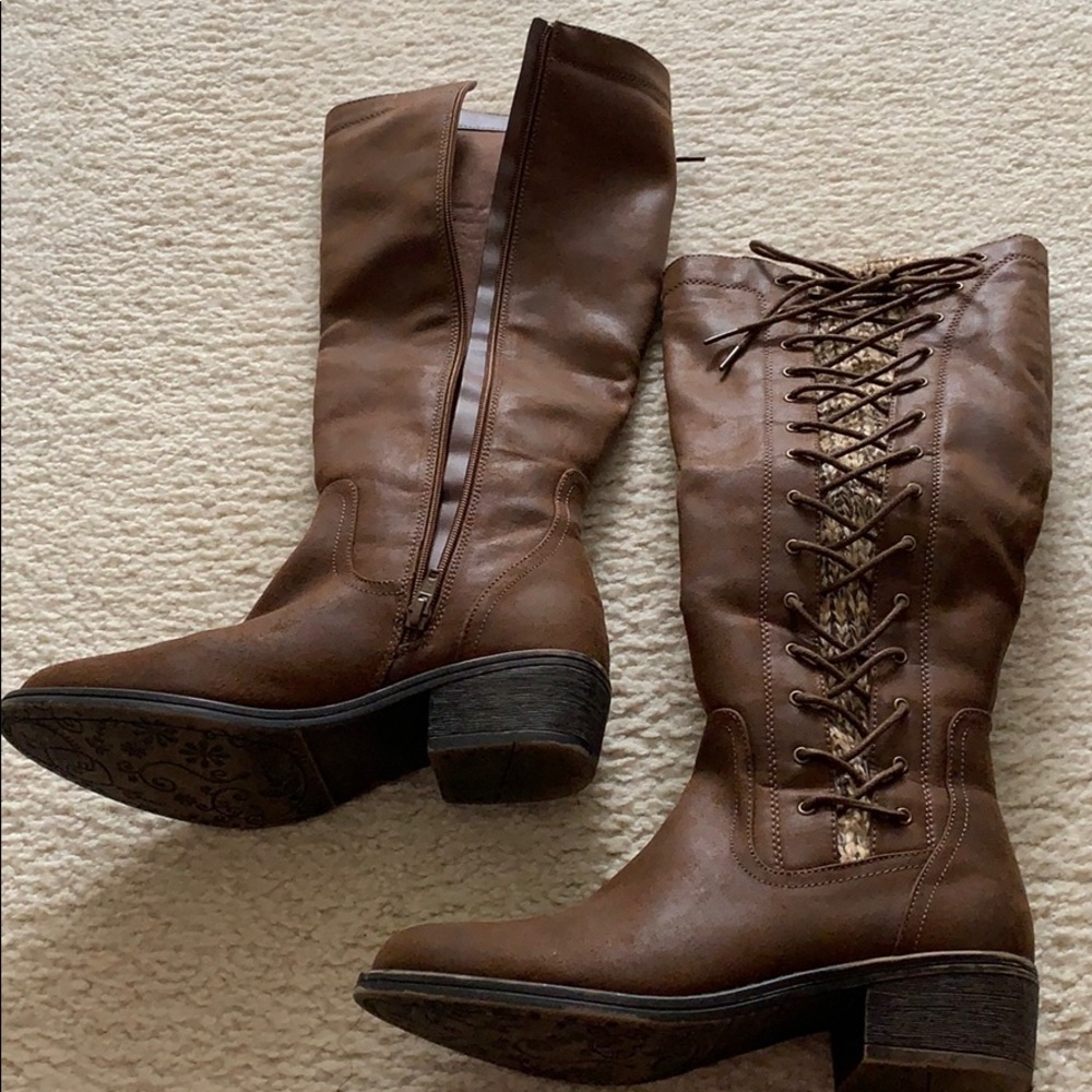 Heel boots